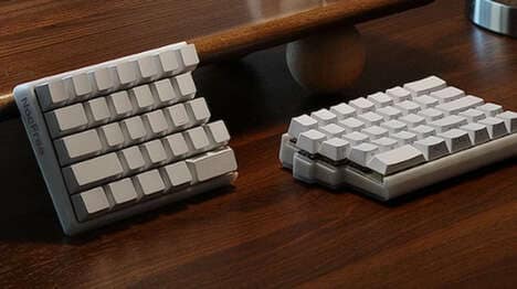 Split Minimalist Mechanical Keyboards