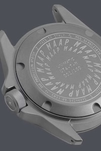 Pristine Titanium Watches Image 2