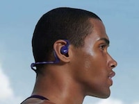Pro-Grade Athlete Earbuds Image 2