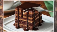 Layered Lasagna-Inspired Desserts Image 1