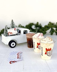 Candy Cane Milkshakes Image 1