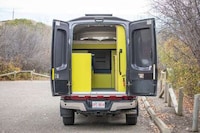 Slide-In Pickup Truck Campers Image 8