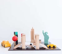Big Apple Toy Blocks Image 7