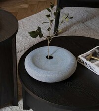 Stunning Ceramic Vases Image 2