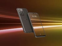 Realistic Photography Smartphones Image 1