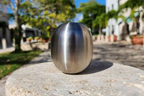 Metallic Super-Ellitpical Desk Toys