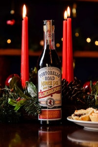 Mince Pie-Flavored Gins