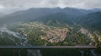 Bridge-Defining Tranquil Cities Image 2