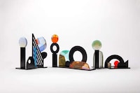 Intersecting Dimensional Art Sculptures Image 1