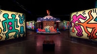 Forgotten Theme-Park Art Exhibitions Image 3