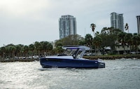Luxurious Recreational Electric Boats Image 3