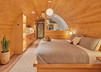 Vaulted Structural Telescopic Treehouse
