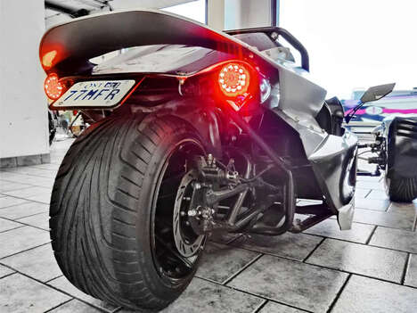 Electric Three-Wheel Roadsters