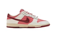 Romantic Low-Cut Sneakers Image 1
