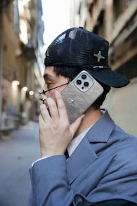 Commuter-Oriented Tech Accessories Image 2