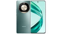 Flagship Professional Camera Smartphones Image 1