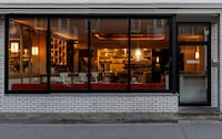 Intimate Warm Interior Restaurants Image 2