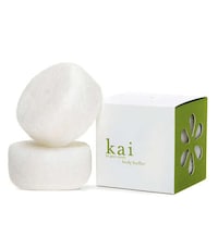 Hawaiian Flowers-Inspired Beauty Collections Image 3