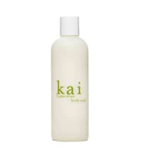Hawaiian Flowers-Inspired Beauty Collections Image 4
