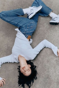90s-Inspired Retro Trainers Image 5