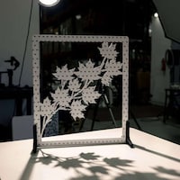 Shadow-Mimicking Photography Boards Image 3
