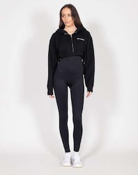 Versatile Athletic Capsules Image 7