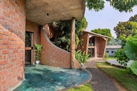 Curvaceous Brick Forest Homes Image 2