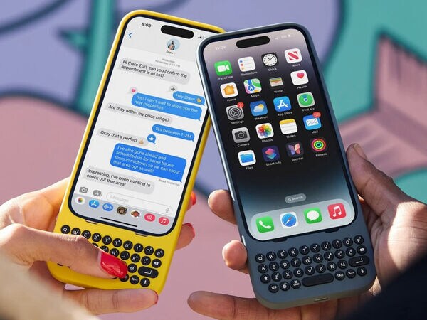 Aftermarket Smartphone Keyboard Cases