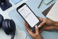 Aftermarket Smartphone Keyboard Cases Image 2