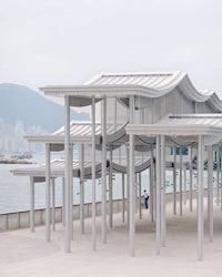 Dynamic Wavy Steel Canopies Image 3