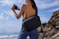 Smartphone Photographer Sling Bags Image 3