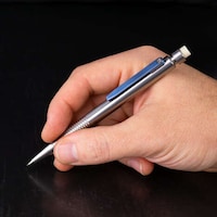 Click-Activated Modern Mechanical Pencils Image 3
