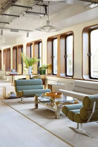 70s-Inspired Interior Office Renovations Image 2
