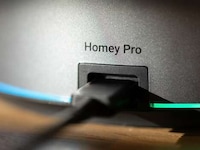 Omni-Compatible Smart Home Hubs Image 4
