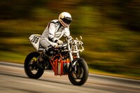 Research-Centric Hydrogen Motorcycles Image 3