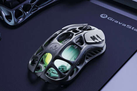 Personalized Lightweight Gaming Mouse