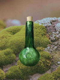 Hand-Blown Skincare Vessels Image 7