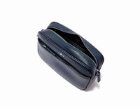 Adaptable Handmade Messenger Bags Image 4