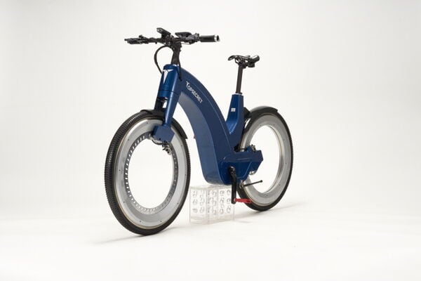 Hubless Airless eBikes