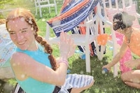 Quick-Burst Water Toys Image 4