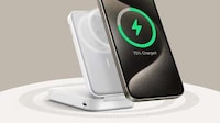 Folding Dock-Like Power Banks Image 3
