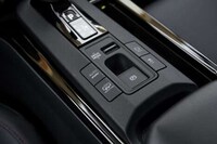 Style-Conscious PHEVs Image 3