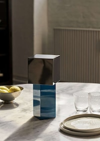 Compact Geometric Portable Lamps Image 2