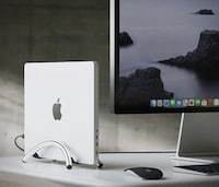 Haute Tubular Laptop Stands Image 4