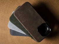 Vegan Leather Smartphone Cases Image 1