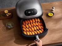 High-Power Countertop Air Fryers Image 5