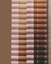 Clean Hydrating Foundations Image 2