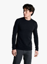 Temperature-Regulating Wool Pullovers Image 1