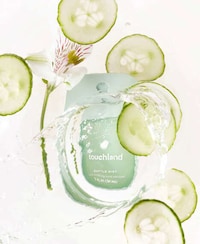 Skin-Caring Hand Sanitizers Image 4