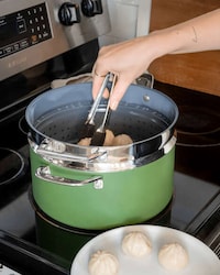 Versatile Steamer-Pot Combos Image 4